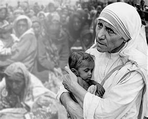 Thư Ba tuần 26 thương niên - Phản ứng của con người khi gặp trái ý hay đau khổ 1 love the poor 2